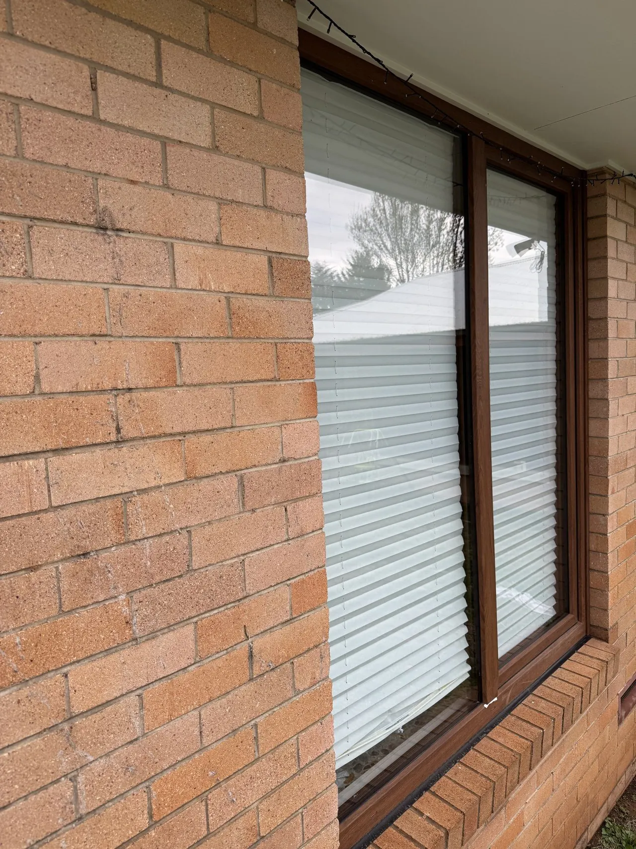 Clean double window panes after professional window cleaning
